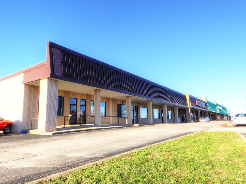 Mare Manor I: 363 & 375 Versailles Road, Frankfort, KY 40601